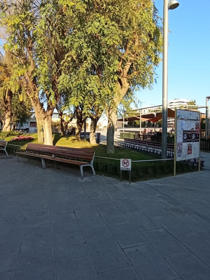 Ahllenrock Como Un Hotel, Pero Solo Para Ti Cornellà de Llobregat Kültér fotó